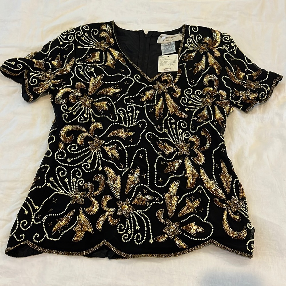 Urban Outfitters sequin tee NBW